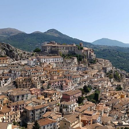 Appartement Casa Degli Ulivi Con Parcheggio Privato à Muro Lucano Extérieur photo