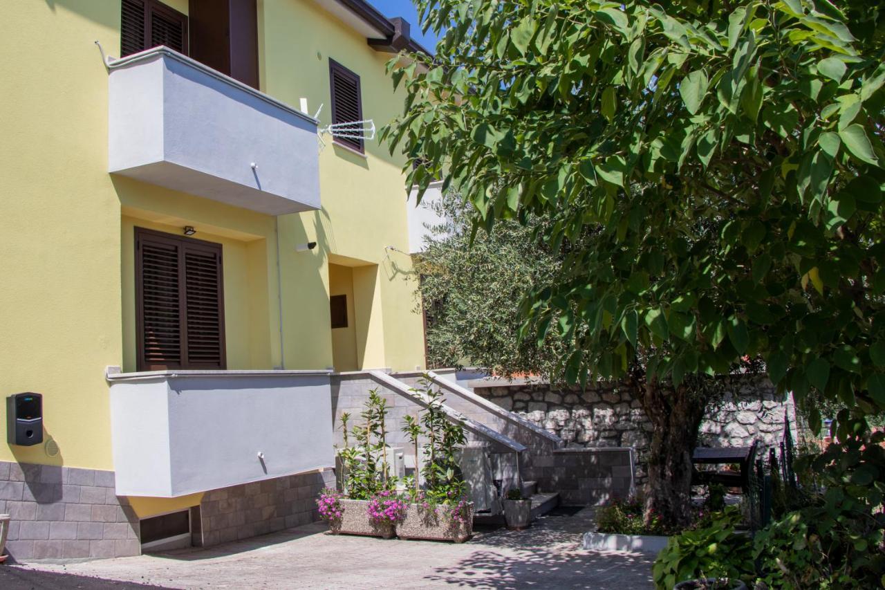 Appartement Casa Degli Ulivi Con Parcheggio Privato à Muro Lucano Extérieur photo